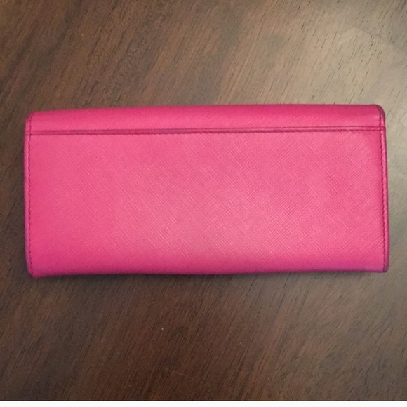 Ferragamo Salvatore Fushia/Hot Pink Long Wallet - Picture 12 of 13